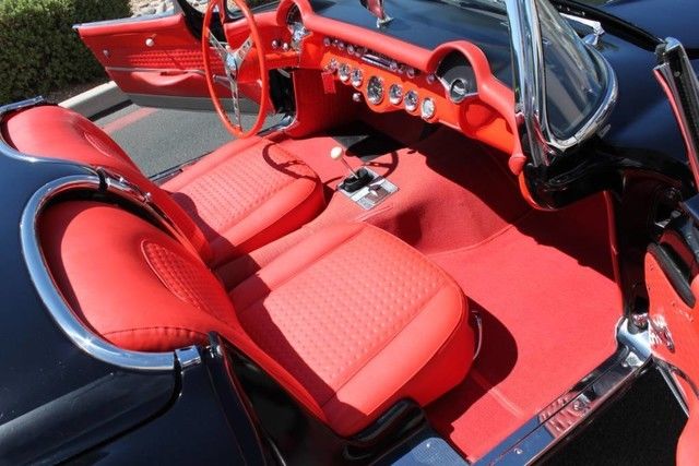 1957 Chevrolet Corvette Roadster 283 C.I. / 283 H.P. Fuel Injection - photo 9