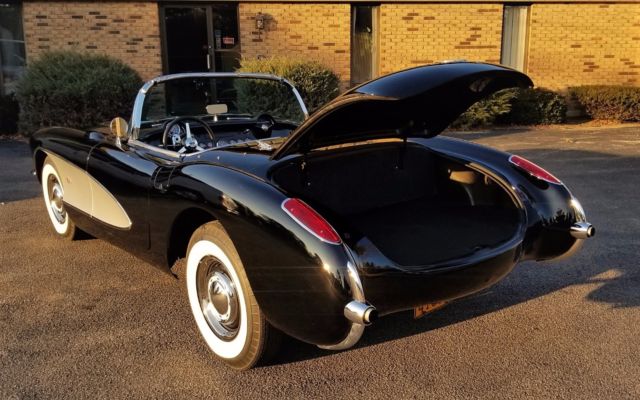 1957 Chevrolet Corvette - photo 12
