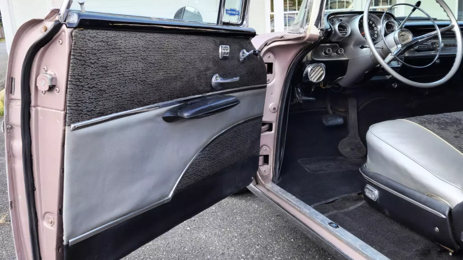 1957 Chevrolet Nomad (1 of less than 1%) - photo 12