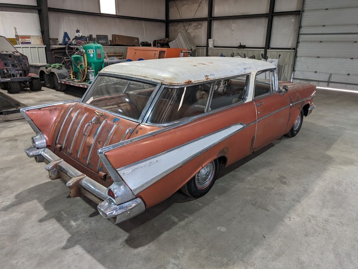 1957 Chevrolet Nomad Station Wagon - 283 V8 BARN FIND Sierra Gold & Adobe Beige - photo 4