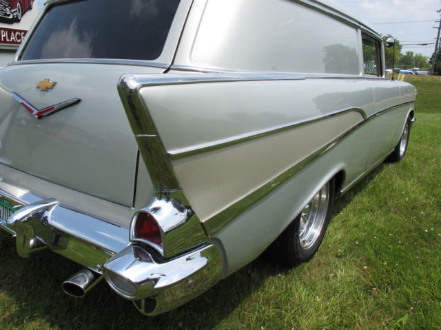 1957 Chevrolet Sedan Delivery Custom - photo 5