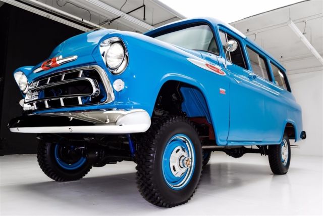 1957 Chevrolet Suburban Napco 4 Wheel Drive V8 - photo 10