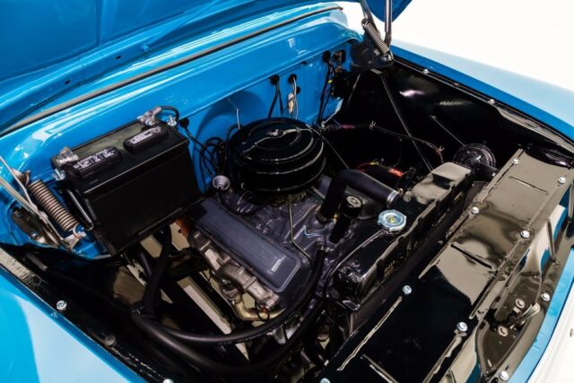 1957 Chevrolet Suburban Napco 4 Wheel Drive V8 WINTER CLEARANCE PRICED - photo 7