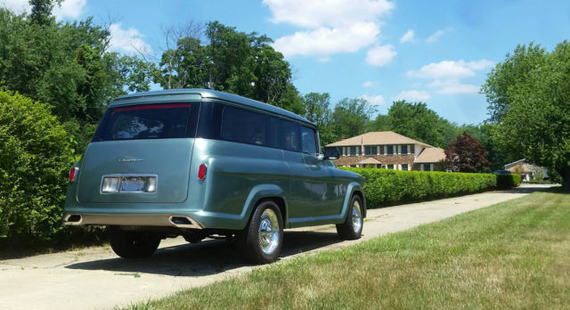 1957 Chevrolet Suburban Carryall Concept - photo 3