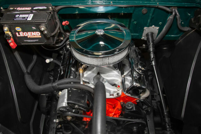 1957 Chevrolet Suburban Panel Truck 4WD V8 - photo 4