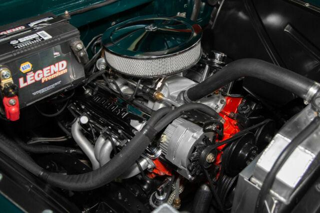 1957 Chevrolet Suburban Panel Truck 4WD V8 - photo 5