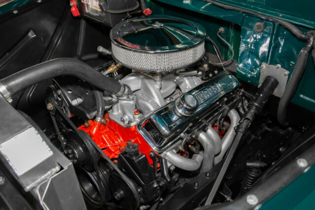 1957 Chevrolet Suburban Panel Truck 4WD V8 - photo 6