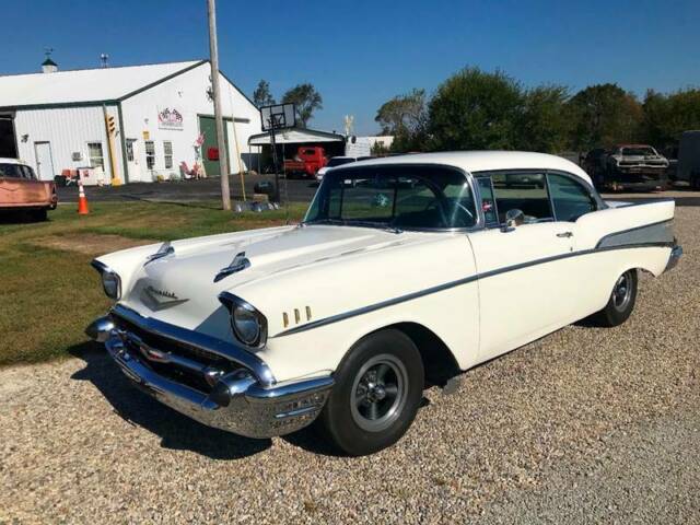 1957 Chevrolet TRUE BEL AIR 2 DOOR HARDTOP SPORT COUPE 283 V8, 4 SPEED MUNCI 1957 Chevrolet Bel Air/150/210 2 DOOR HARDTOP