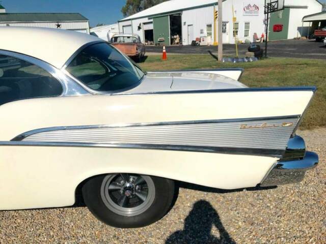 1957 Chevrolet Bel Air/150/210 2 DOOR HARDTOP - photo 11