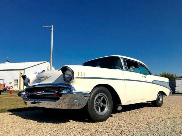 1957 Chevrolet Bel Air/150/210 2 DOOR HARDTOP - photo 2