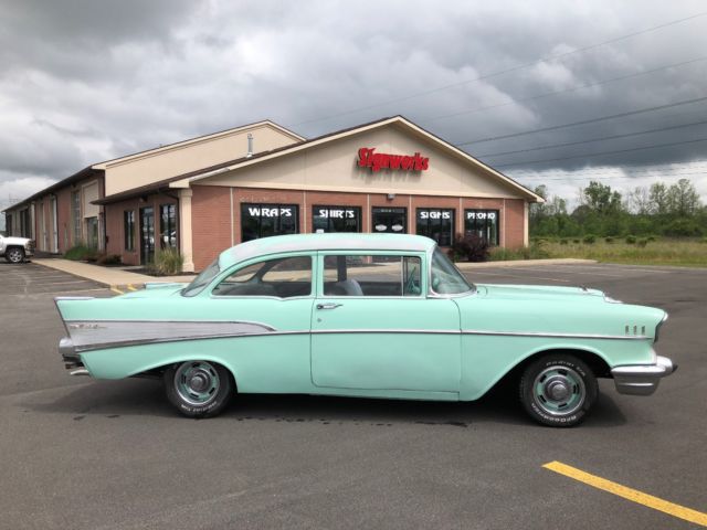 1957 Chevrolet Bel Air/150/210 - photo 3