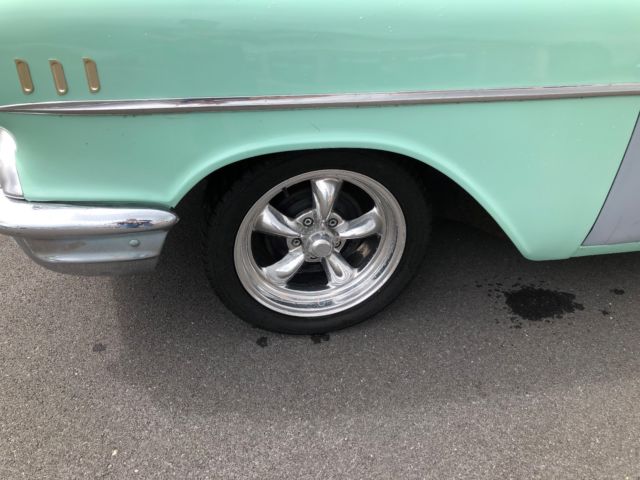 1957 Chevrolet Bel Air/150/210 - photo 4