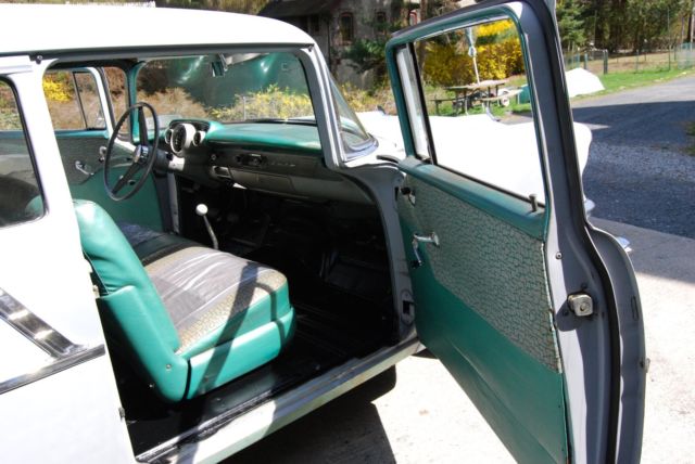 1957 Chevrolet Bel Air/150/210 Handyman 2 Door Station Wagon - photo 2