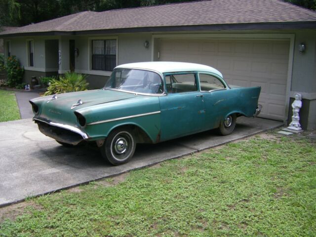 1957 Chevrolet Bel Air/150/210 - photo 2