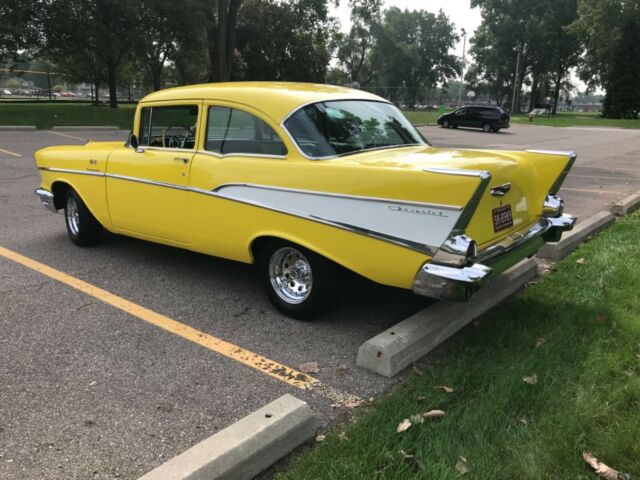 1957 Chevrolet Bel Air/150/210 2 door 210 - photo 3