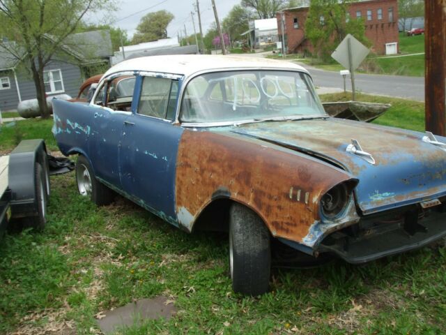 1957 Chevrolet Bel Air/150/210 - photo 4