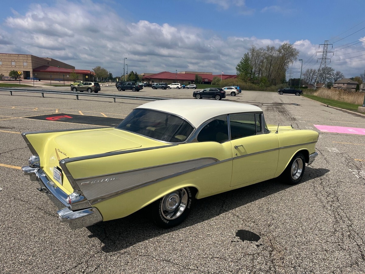 1957 Chevrolet Bel Air/150/210 HARDTOP - photo 5