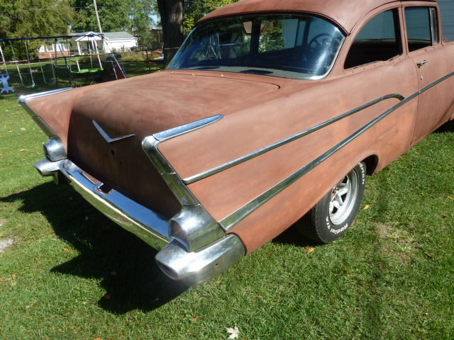 1957 Chevrolet Bel Air/150/210 - photo 2