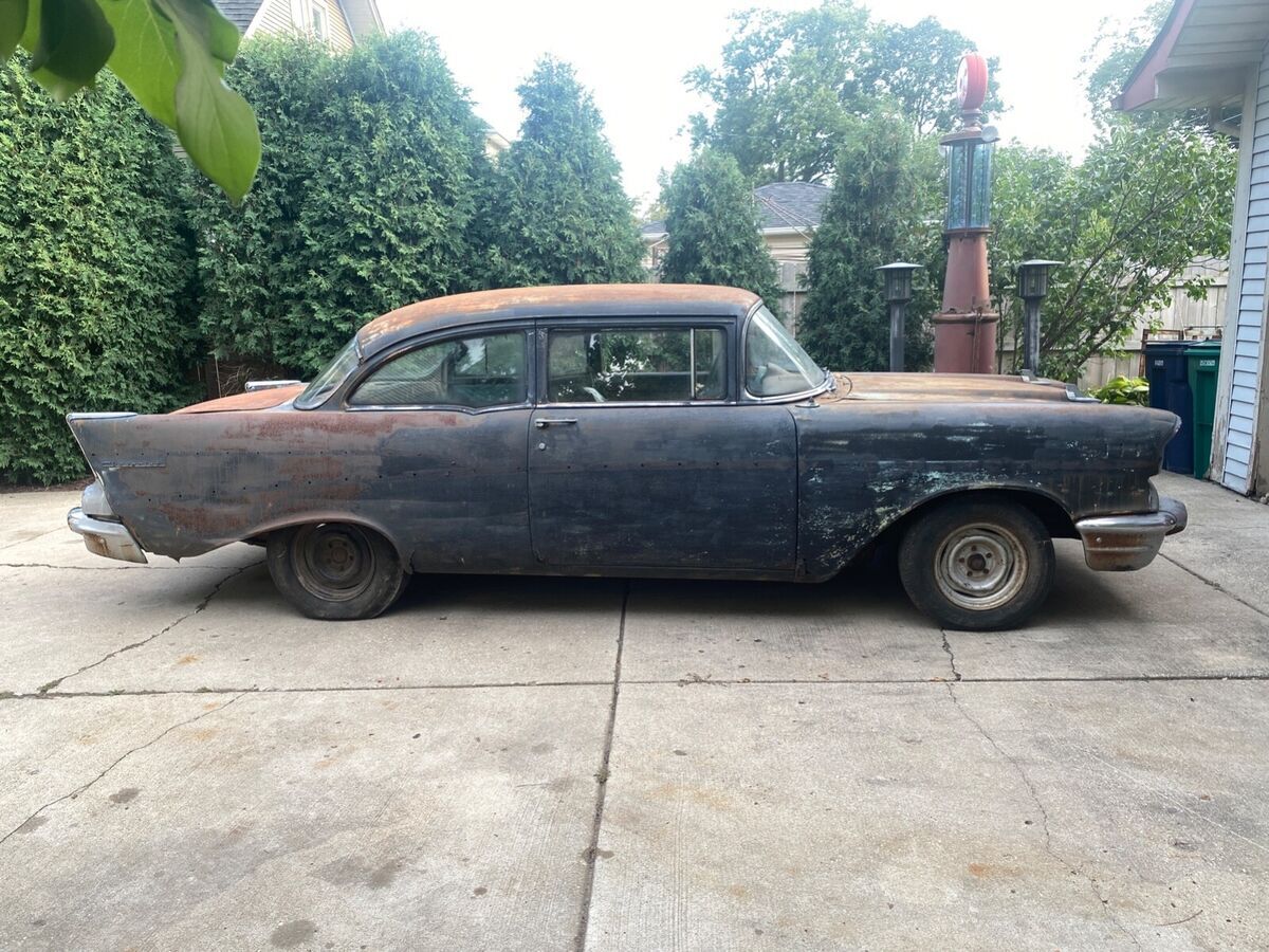 1957 Chevrolet Bel Air/150/210 - photo 2