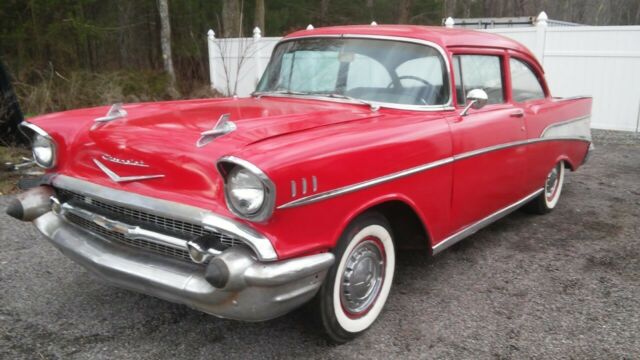 1957 CHEVY 2dr SEDAN V8 ALL ORIGINAL BARN FIND UNRESTORED 1957 Chevrolet Bel Air/150/210