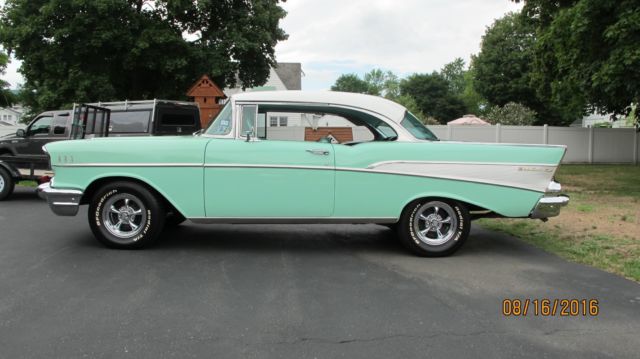 1957 Chevrolet Bel Air/150/210 - photo 2