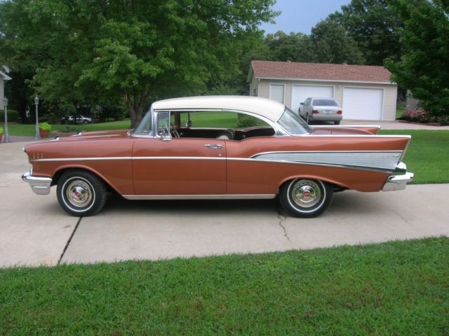 1957 Chevrolet Bel Air/150/210 HARD TOP SPORT COUPE - photo 6