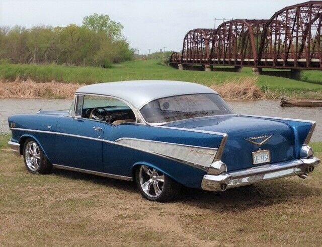 1957 Chevrolet Bel Air/150/210 Bel air - photo 2