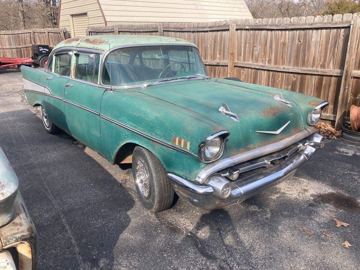 1957 Chevrolet Bel Air/150/210 - photo 3