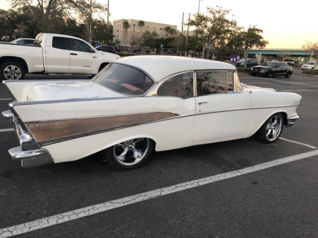 1957 Chevrolet Bel Air/150/210