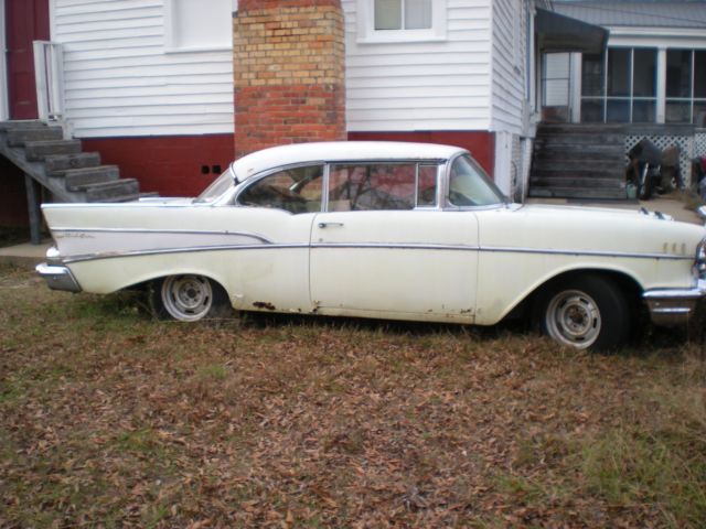 1957 Chevrolet Bel Air/150/210