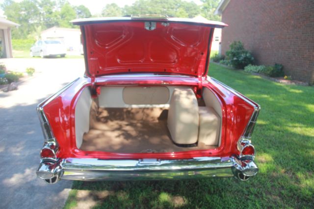 1957 Chevrolet Bel Air/150/210 Bel Air - photo 3