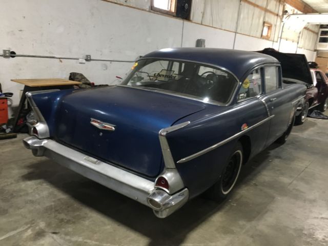 1957 Chevrolet Bel Air/150/210 - photo 2