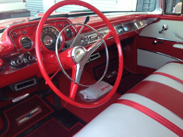 1957 Chevrolet Nomad Bel Air - photo 3