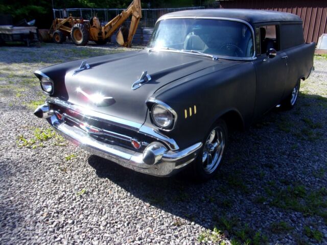 1957 CHEVY RARE 150 SEDAN DELIVERY 350 CHEVY MOTOR REBUILT 4 SPEED 1957 Chevrolet Bel Air/150/210 BLACK