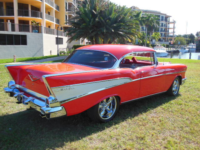1957 Chevrolet Bel Air/150/210 2 door hardtop - photo 5