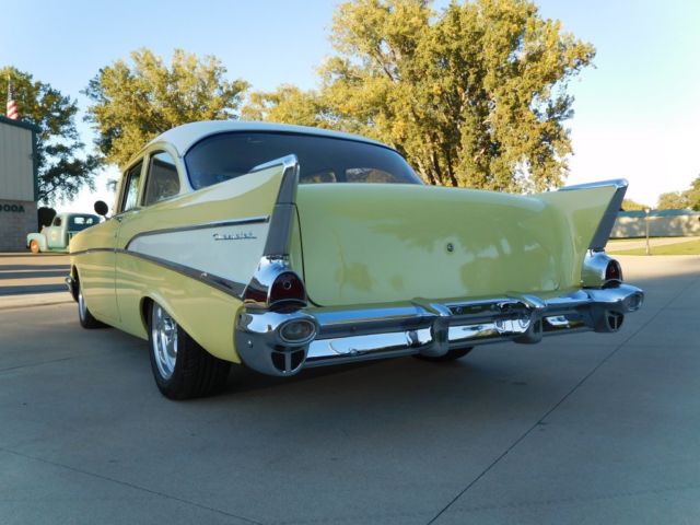 1957 Chevrolet Bel Air/150/210 - photo 3