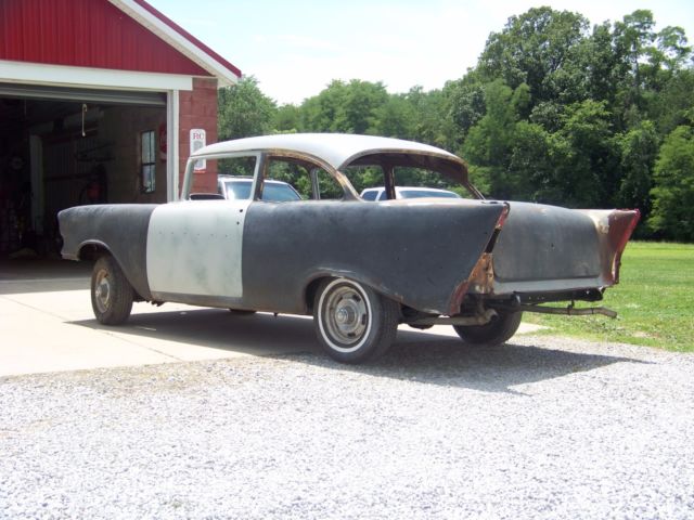 1957 Chevrolet Bel Air/150/210 - photo 4
