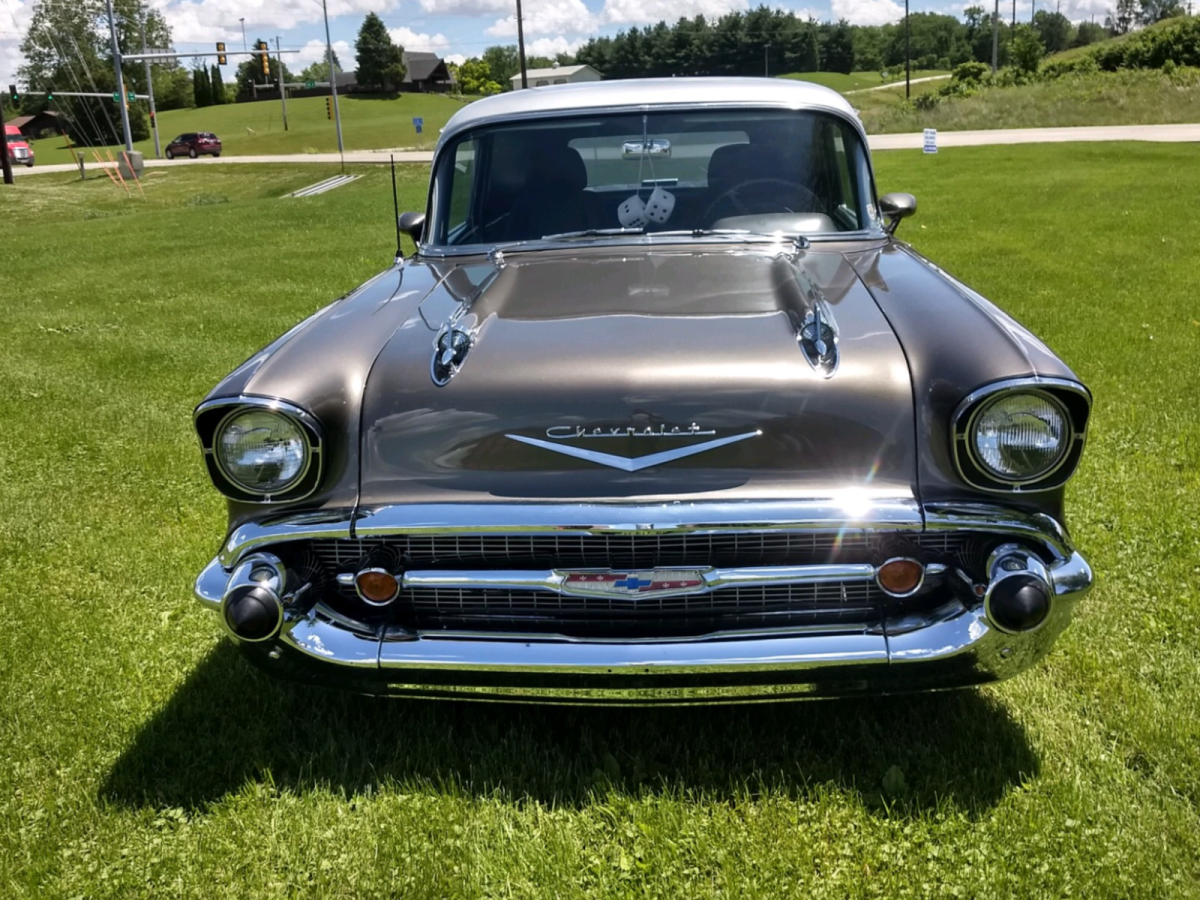 1957 Chevrolet Bel Air/150/210 - photo 3