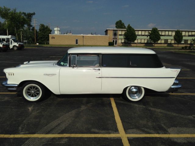1957 Chevrolet Bel Air/150/210