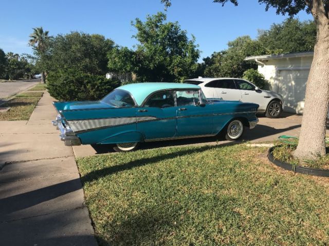 1957 Chevrolet Bel Air/150/210 SPORT SEDAN - photo 2