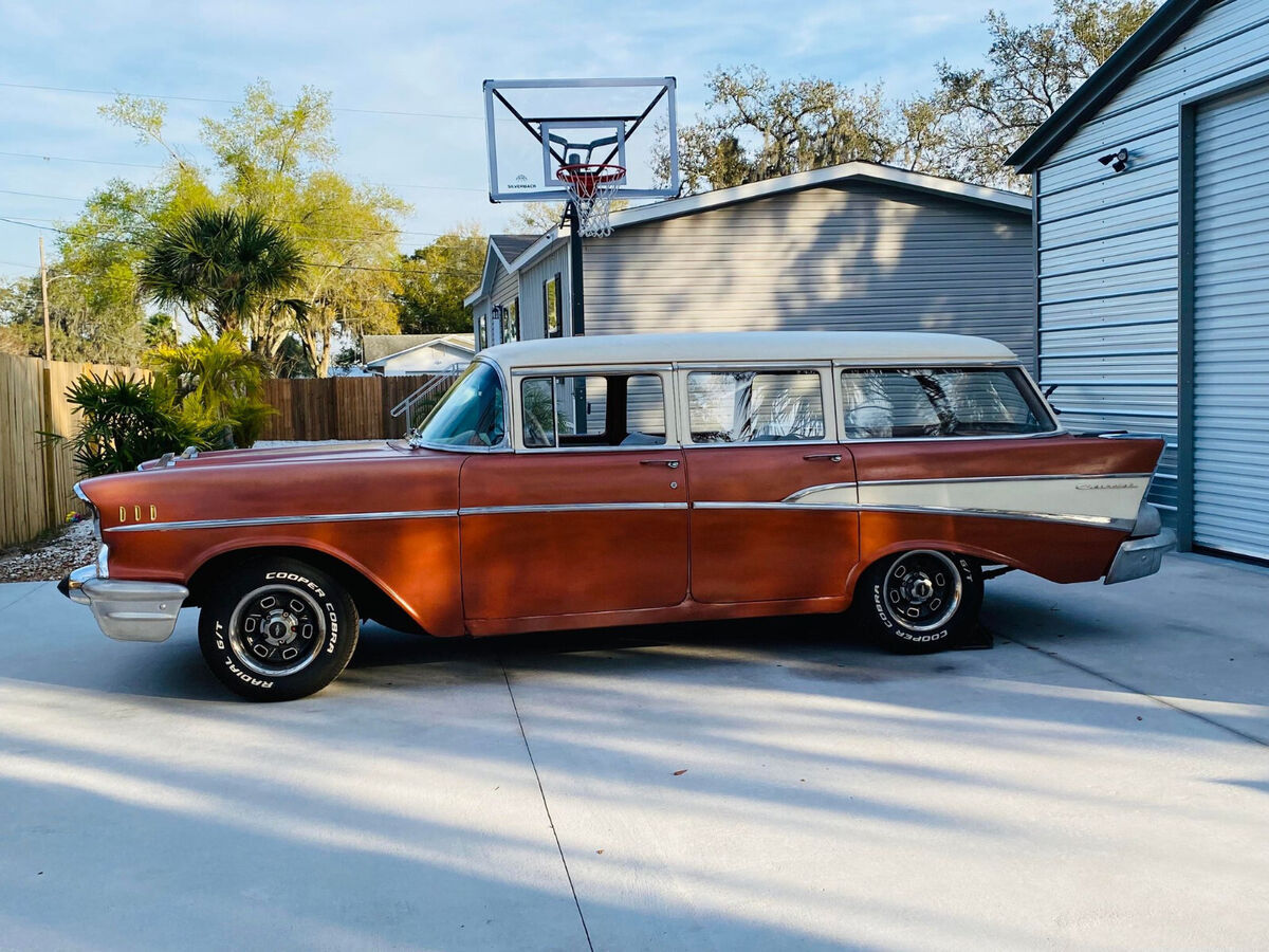 1957 Chevrolet Bel Air/150/210 9 passenger wagon - photo 3
