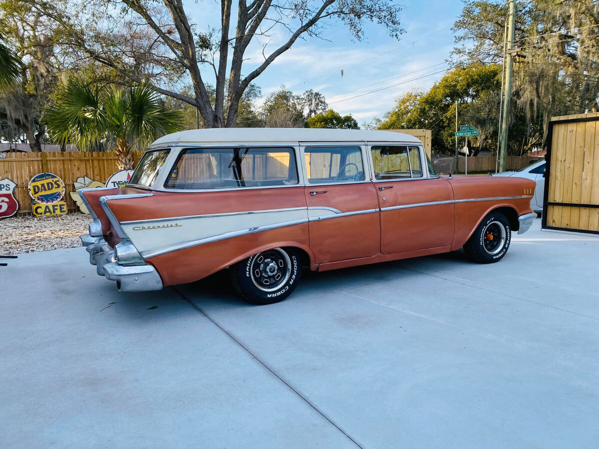 1957 Chevrolet Bel Air/150/210 9 passenger wagon - photo 4