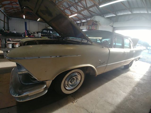 1957 Chrysler Imperial 4 DOOR FACTORY AIR BARN FIND 30 YEARS PLUS MAKE OFFER 1957 Chrysler Imperial IMPERIAL