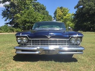 1957 Chrysler Imperial Crown Sedan - photo 2