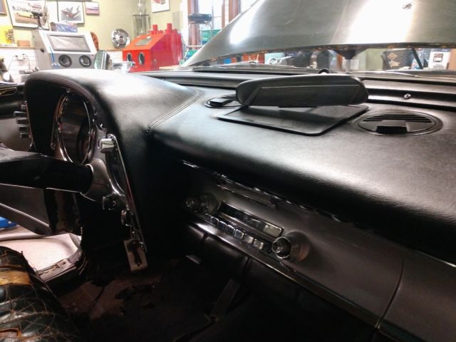 1957 Chrysler Imperial Ghia Limousine - photo 12