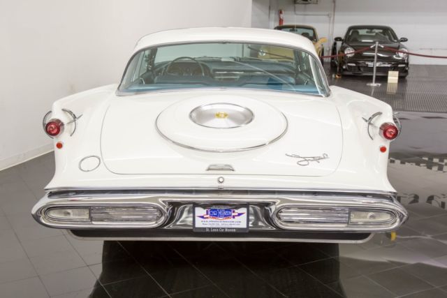 1957 Chrysler Imperial South Hampton 4-Door Hardtop - photo 5