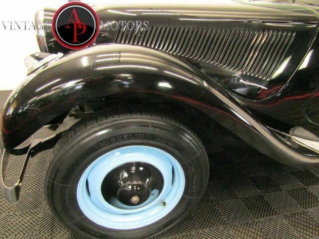 1957 Citroën TRACTION AVANT -- - photo 11