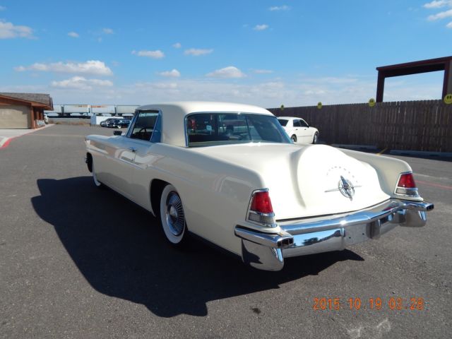 1957 Lincoln Continental - photo 3