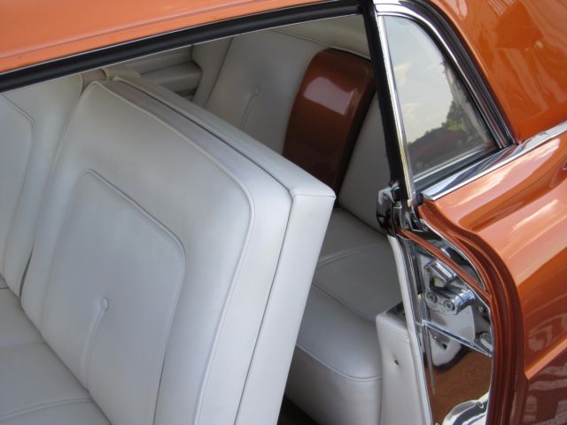1957 Lincoln Continental MKII - photo 6