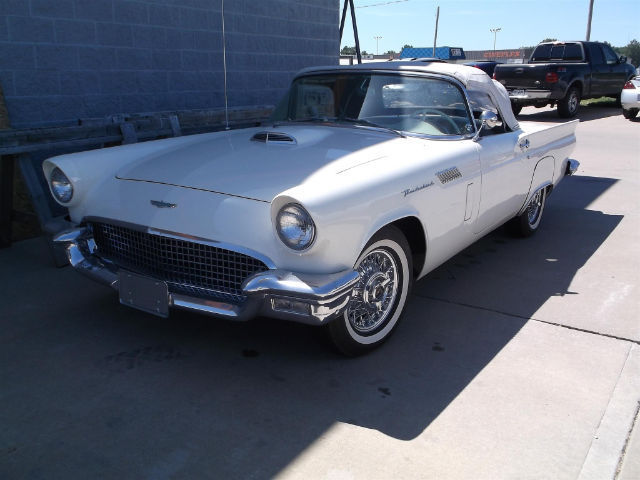 1957 Convertible Used v8 Manual Unknown Leather White 1957 Ford Thunderbird